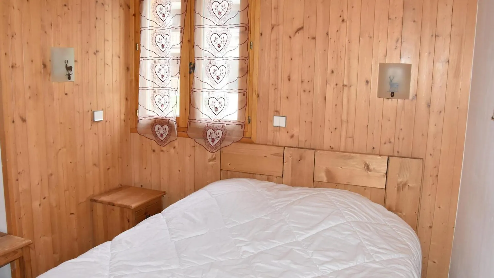 Apartment Charmant Duplex Avec Grande Terrasse Au Coeur De Champagny-En-Vanoise - Fr-1-464-38 La Plagne